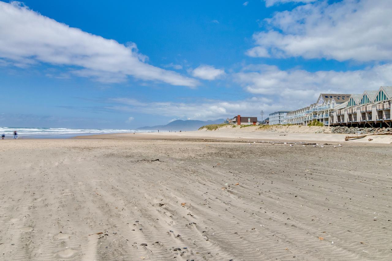 Ninos Al Mar Villa Rockaway Beach Exteriör bild